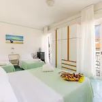 Hotel Caprice - In Centro A 3*