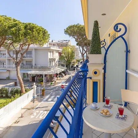 Caprice - In Centro A 3* Riccione