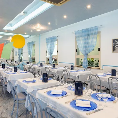 Caprice - In Centro A Riccione