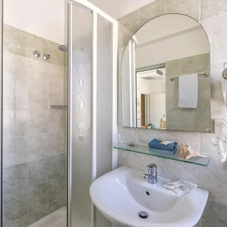 Caprice - In Centro A Hotel Riccione