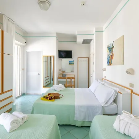 Caprice - In Centro A 3*