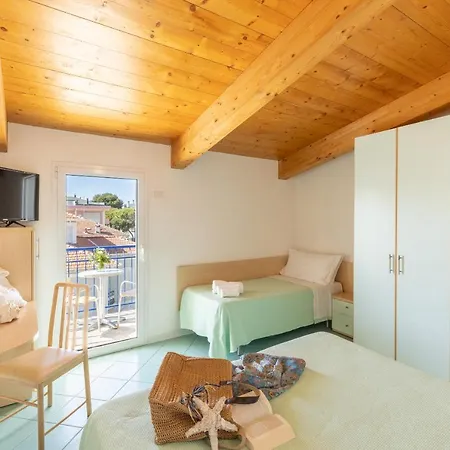 Hotel Caprice - In Centro A Riccione