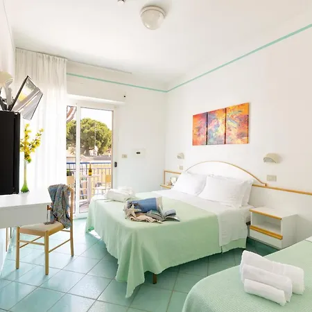 Ξενοδοχείο Caprice B&brunch - In Centro A 3*