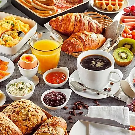 Caprice B&brunch - In Centro A 3* Riccione