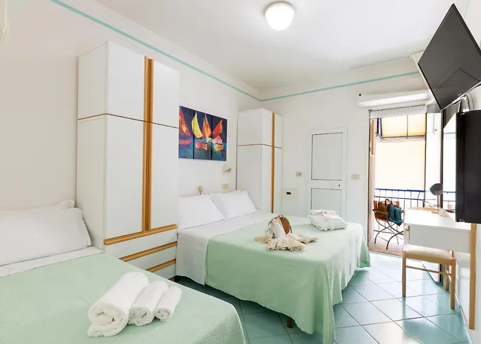 호텔 Caprice - In Centro A 리치오네