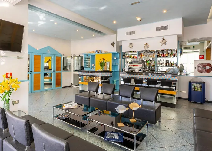 Hotel Caprice - In Centro A Riccione